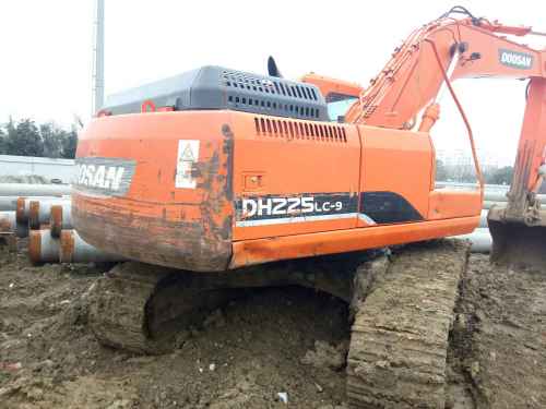 安徽出售转让二手7800小时2011年斗山DH225挖掘机