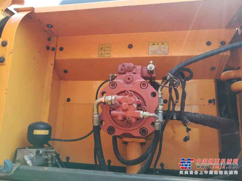 湖南出售转让二手3000小时2013年现代R385LC挖掘机