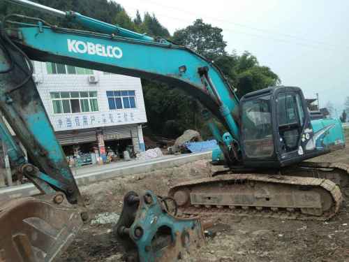 四川出售转让二手13000小时2006年神钢SK230挖掘机