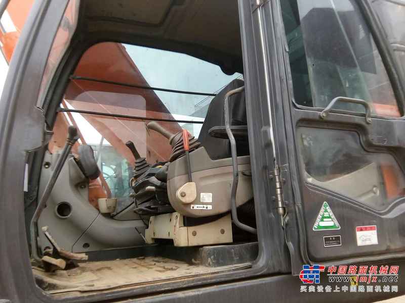 贵州出售转让二手6989小时2009年日立ZX240挖掘机