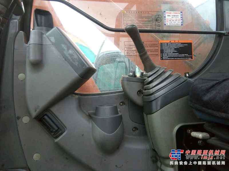 贵州出售转让二手6890小时2010年日立ZX250H挖掘机