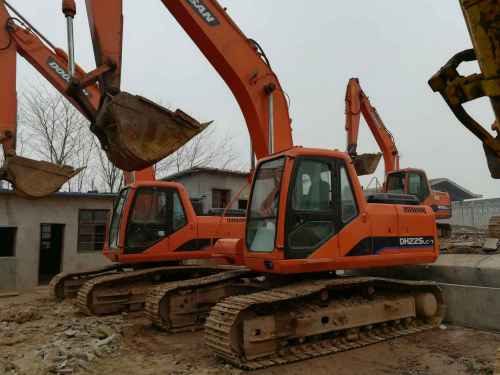 湖南出售转让二手5100小时2010年斗山DH225LC挖掘机