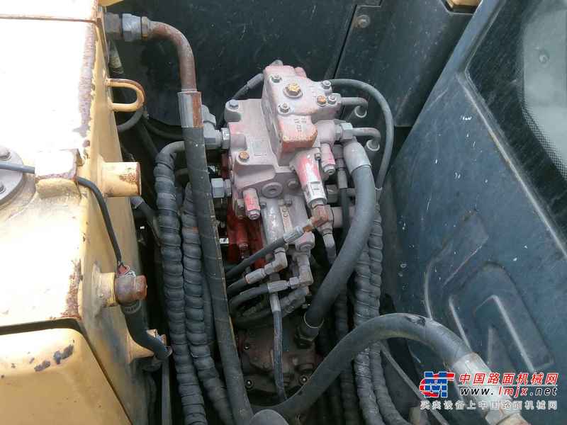 贵州出售转让二手6509小时2012年柳工908D挖掘机
