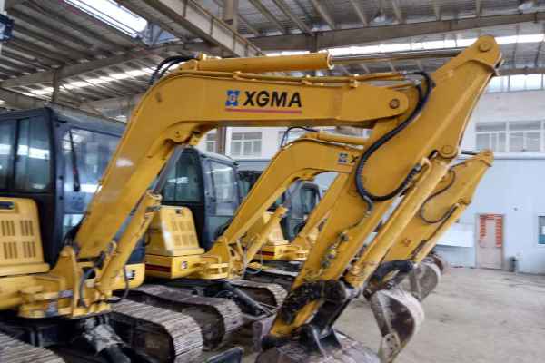 安徽出售转让二手3450小时2014年厦工XG806挖掘机