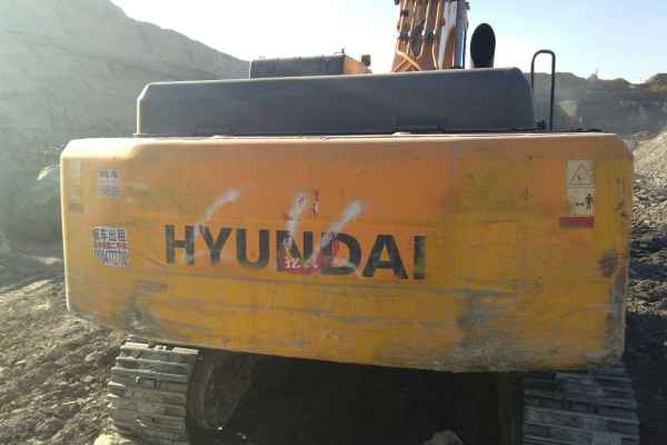 内蒙古出售转让二手9000小时2010年现代R375LC挖掘机