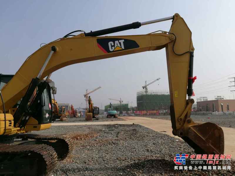 湖南出售转让二手2400小时2015年卡特彼勒320D挖掘机