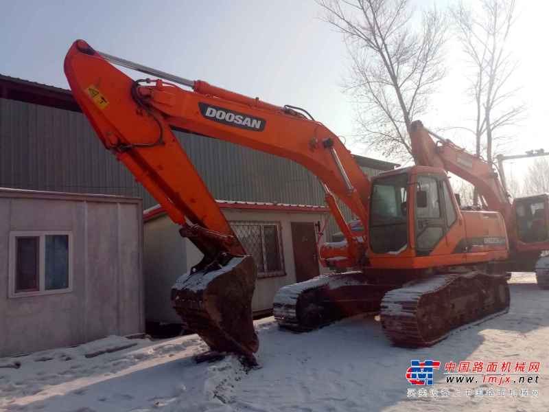 黑龙江出售转让二手4600小时2010年斗山DH220LC挖掘机