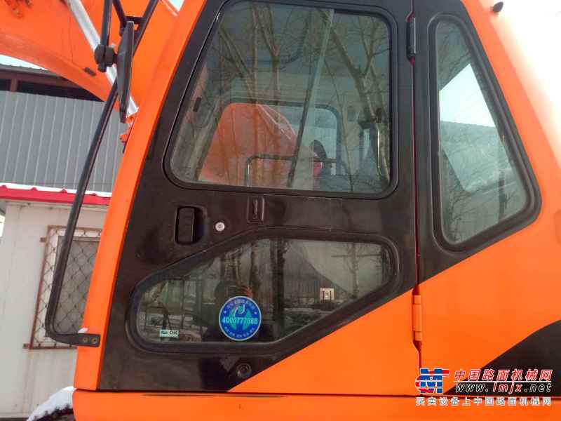 黑龙江出售转让二手4600小时2010年斗山DH220LC挖掘机