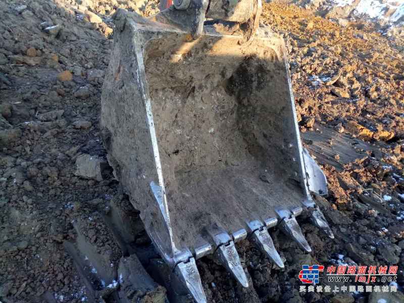 黑龙江出售转让二手12000小时2008年斗山DH225LC挖掘机