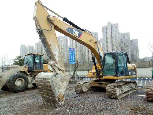 安徽出售转让二手13000小时2011年卡特彼勒323DL挖掘机