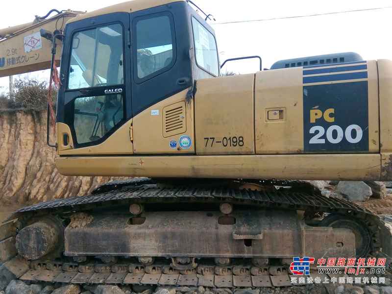 贵州出售转让二手8300小时2007年小松PC200挖掘机