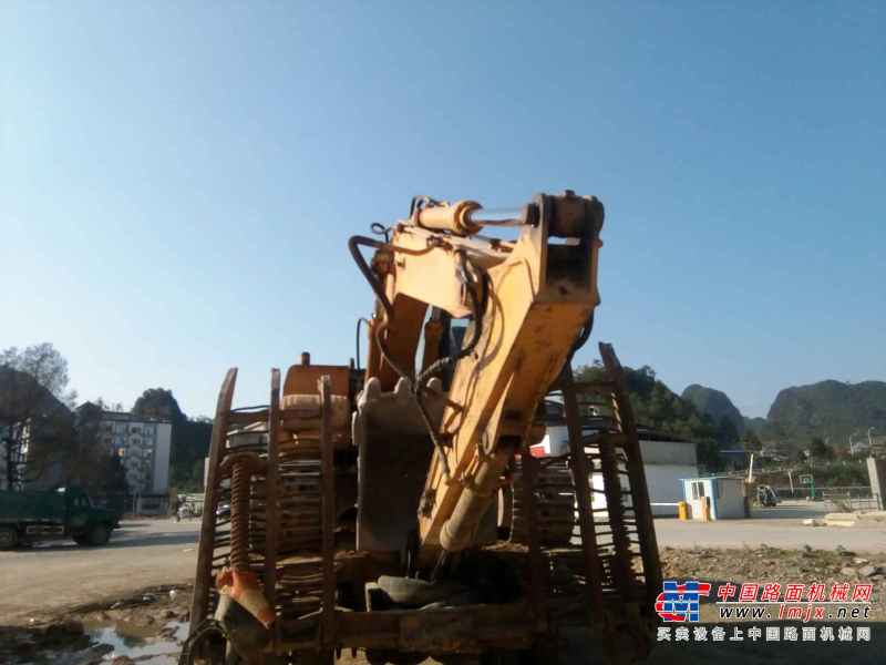 贵州出售转让二手5800小时2011年厦工XG815挖掘机