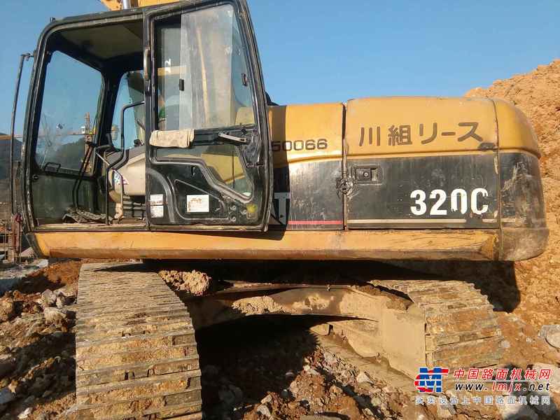 贵州出售转让二手8600小时2006年卡特彼勒320C挖掘机