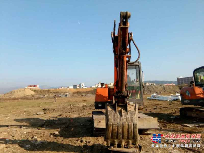 贵州出售转让二手8600小时2010年斗山DH55挖掘机