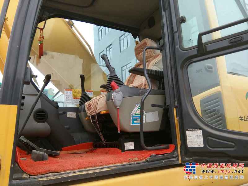 贵州出售转让二手6580小时2011年小松PC200挖掘机