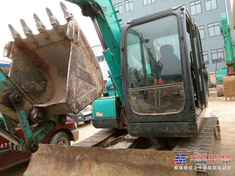 贵州出售转让二手6800小时2012年神钢SK75挖掘机