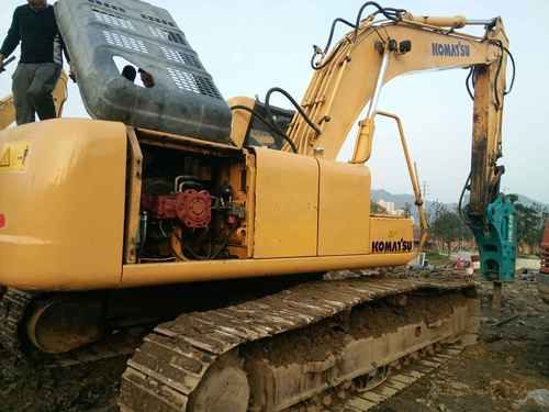 贵州出售转让二手8930小时2010年柳工CLG225C挖掘机