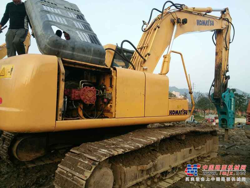 贵州出售转让二手8930小时2010年柳工CLG225C挖掘机
