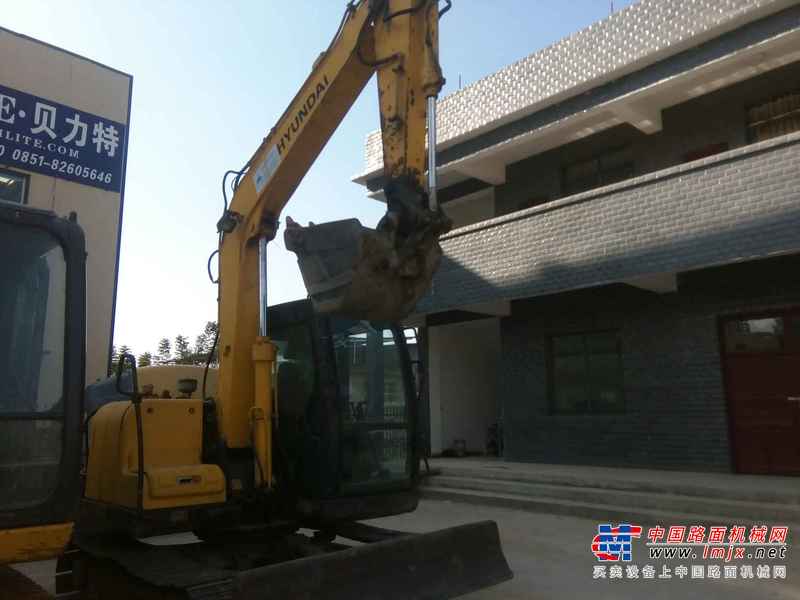 贵州出售转让二手4860小时2013年现代R80挖掘机