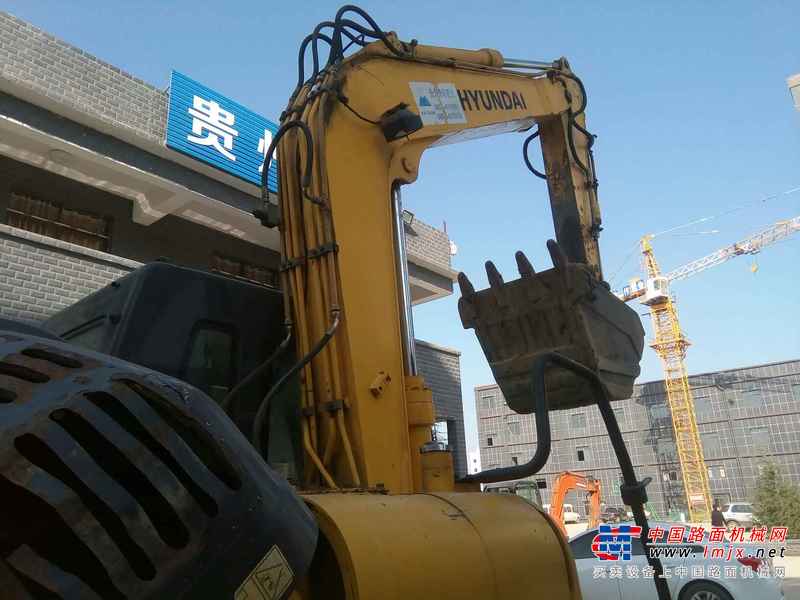 贵州出售转让二手4860小时2013年现代R80挖掘机
