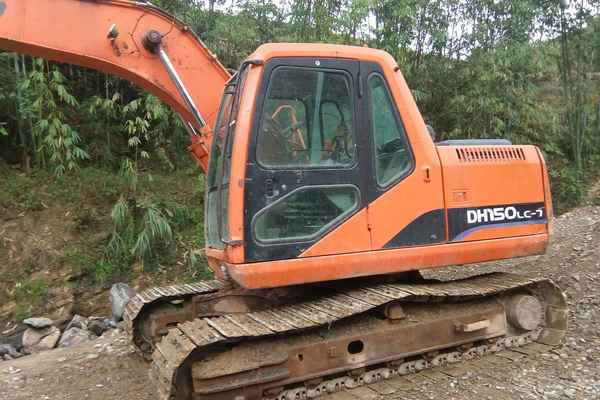 贵州出售转让二手7700小时2010年斗山DH150挖掘机