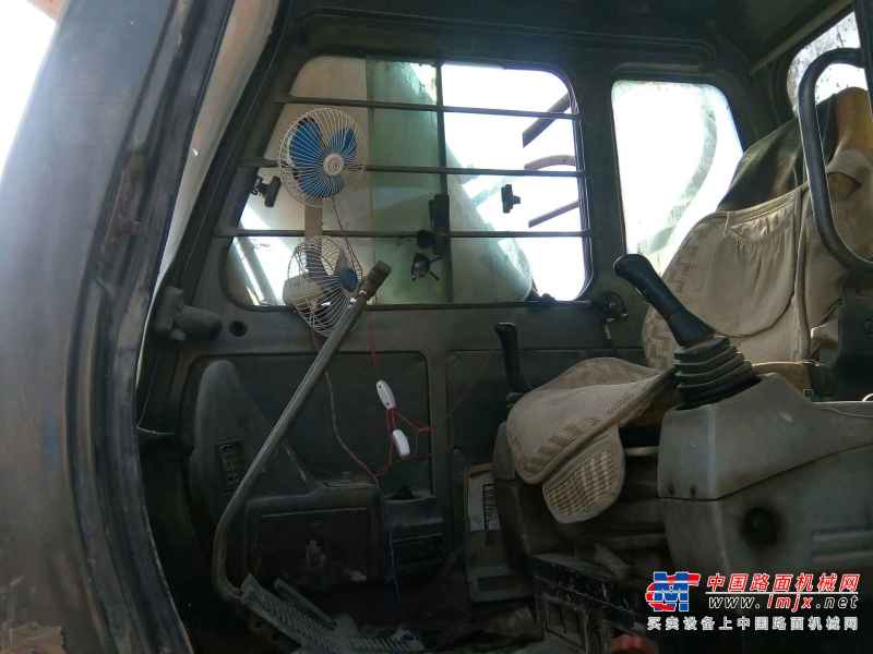 贵州出售转让二手8600小时2011年厦工XG822LC挖掘机