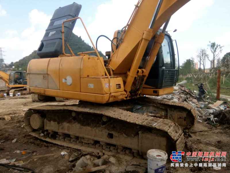 贵州出售转让二手7800小时2010年柳工922D挖掘机