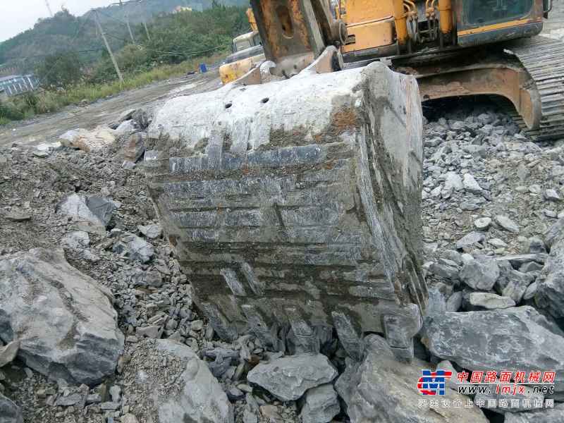 贵州出售转让二手7800小时2010年山重建机924C挖掘机
