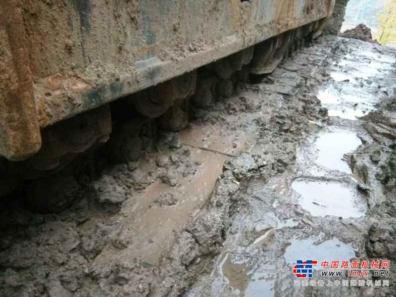 贵州出售转让二手6907小时2011年卡特彼勒320D挖掘机
