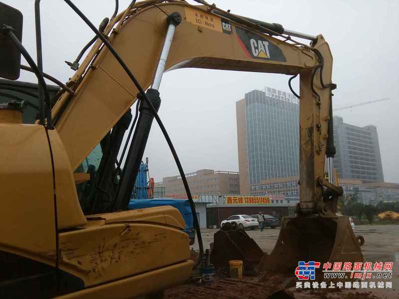 贵州出售转让二手5680小时2011年卡特彼勒315D挖掘机