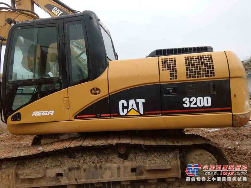 贵州出售转让二手8709小时2009年卡特彼勒320D挖掘机
