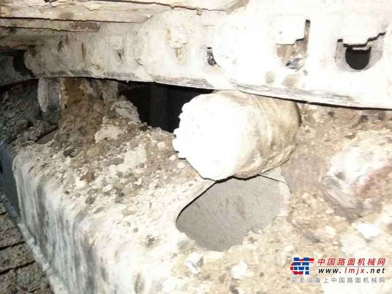 贵州出售转让二手12000小时2005年卡特彼勒320C挖掘机