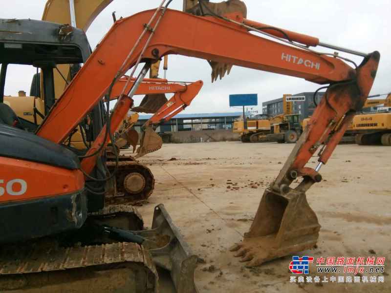 贵州出售转让二手8908小时2007年日立ZX55UR挖掘机