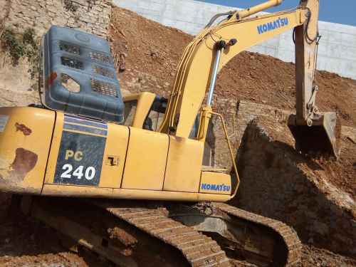 贵州出售转让二手10300小时2009年柳工225C挖掘机