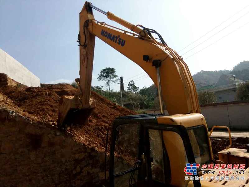 贵州出售转让二手10300小时2009年柳工225C挖掘机