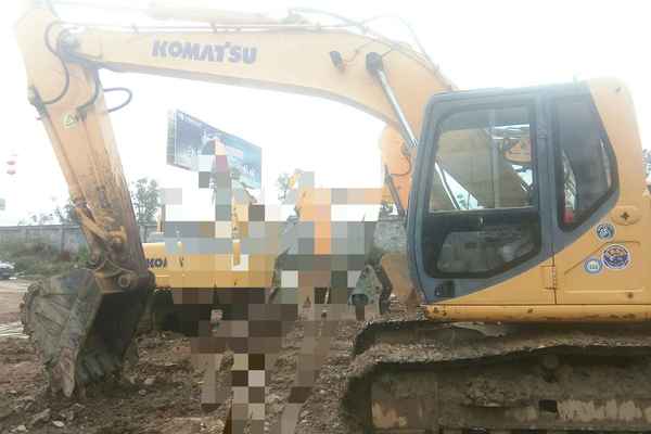 贵州出售转让二手8600小时2010年柳工CLG225C挖掘机
