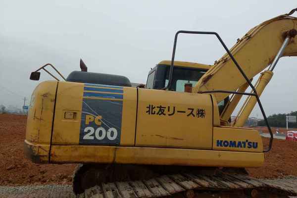 江西出售转让二手9800小时2006年小松PC200挖掘机