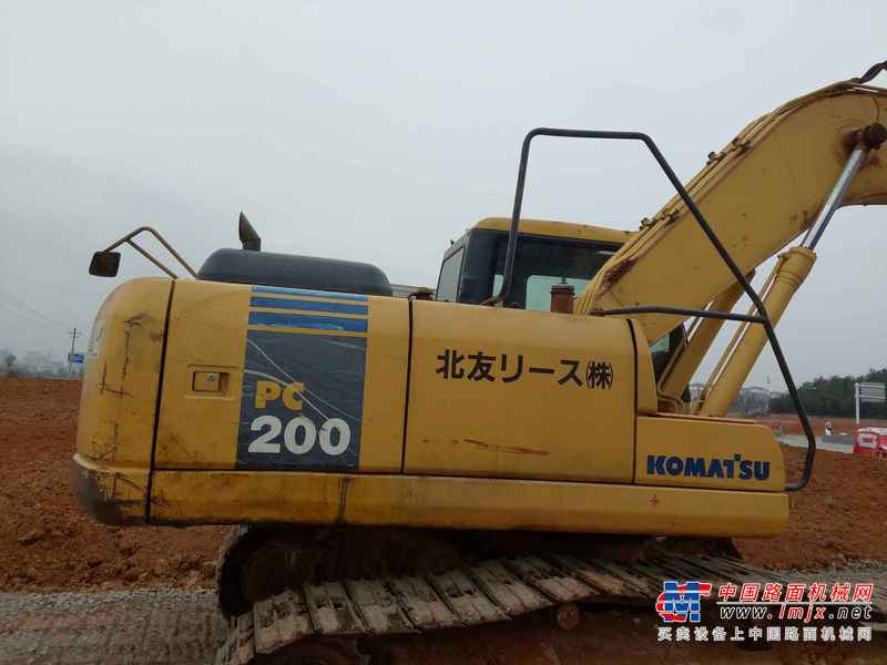 江西出售转让二手9800小时2006年小松PC200挖掘机