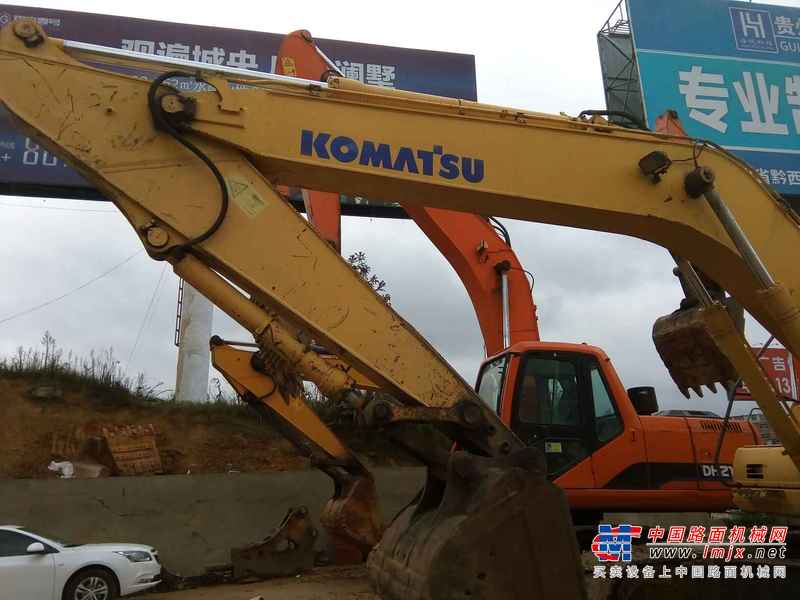 贵州出售转让二手7809小时2010年小松PC240LC挖掘机