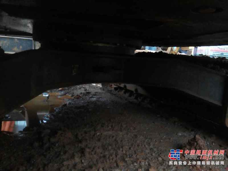 云南出售转让二手3000小时2014年日立ZX65USB挖掘机