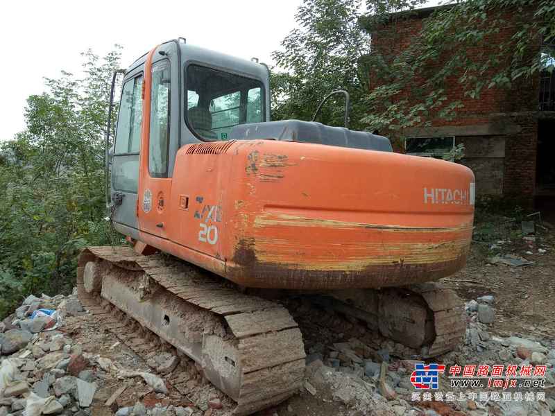 江西出售转让二手7800小时2010年日立ZX120挖掘机