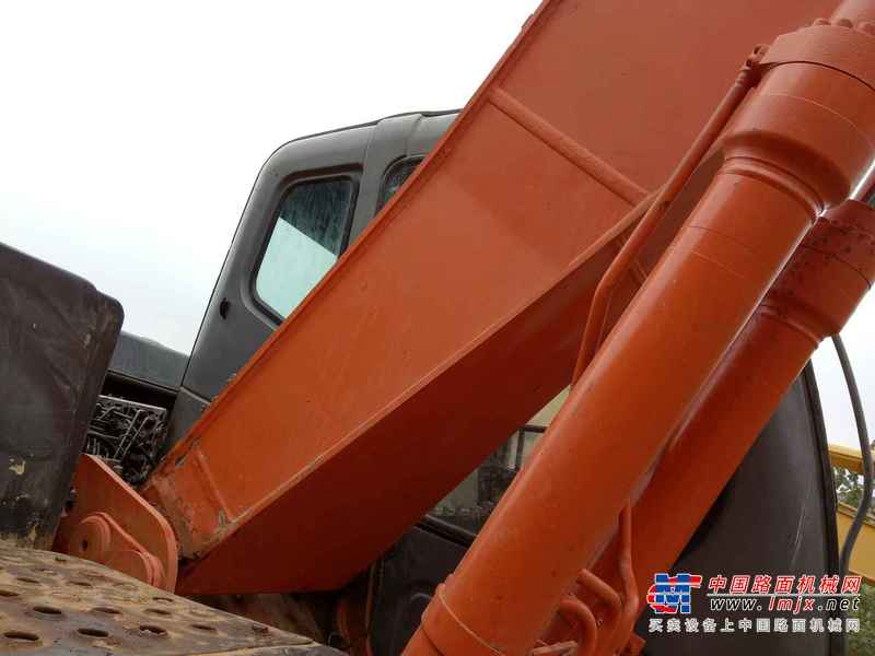 江西出售转让二手9800小时2010年日立ZX120挖掘机