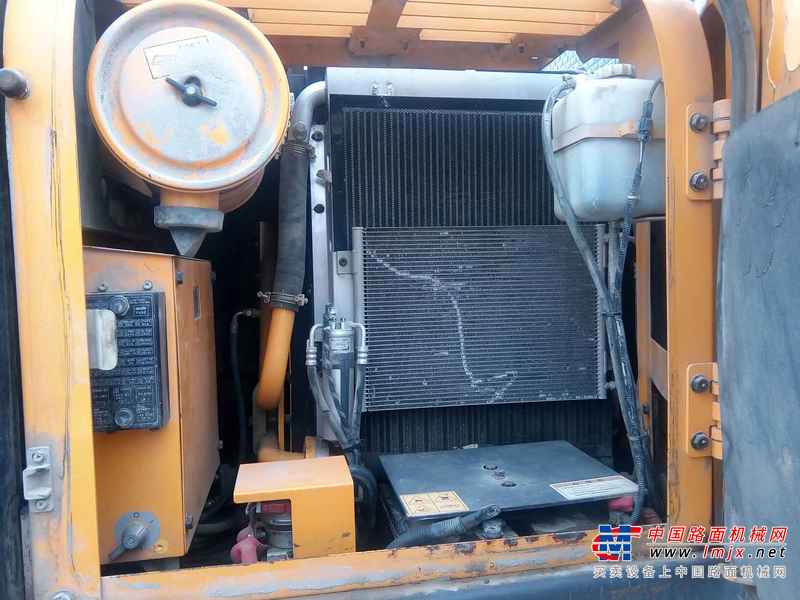 贵州出售转让二手2000小时2011年现代R130LC挖掘机