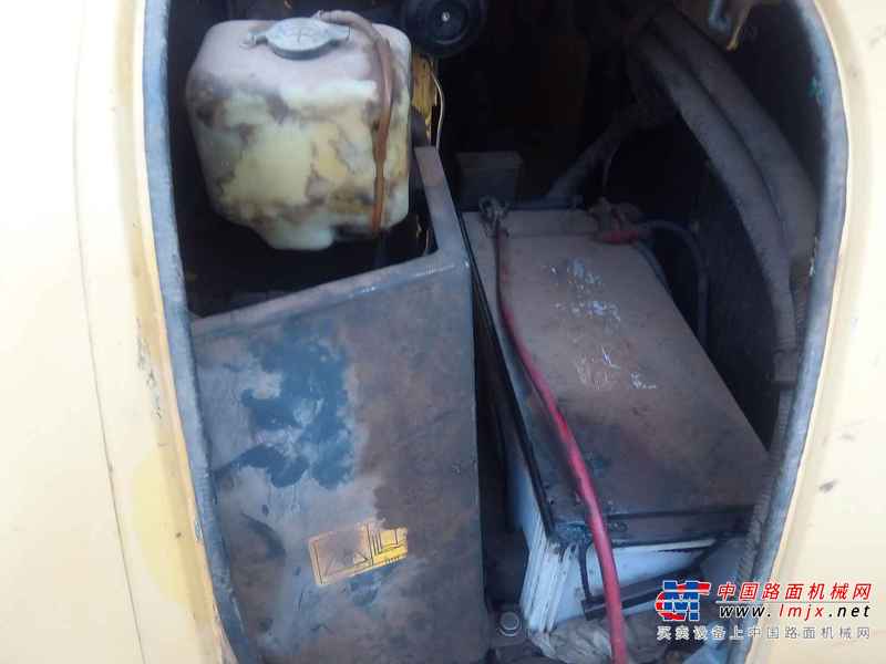 贵州出售转让二手8908小时2009年小松PC56挖掘机