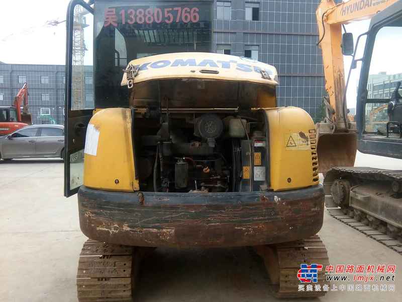 贵州出售转让二手8908小时2009年小松PC56挖掘机
