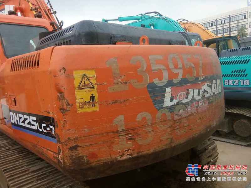贵州出售转让二手7809小时2010年斗山DH225LC挖掘机