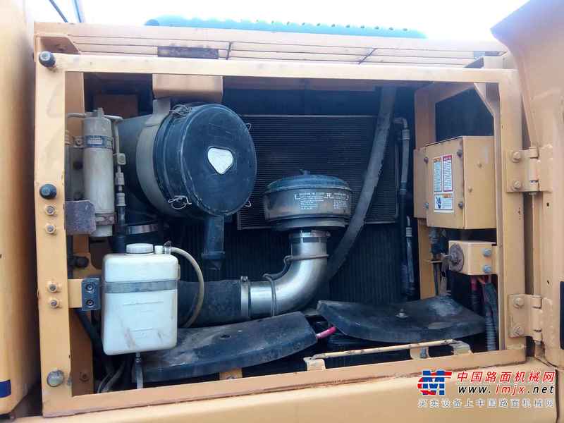 贵州出售转让二手7806小时2011年柳工CLG915D挖掘机