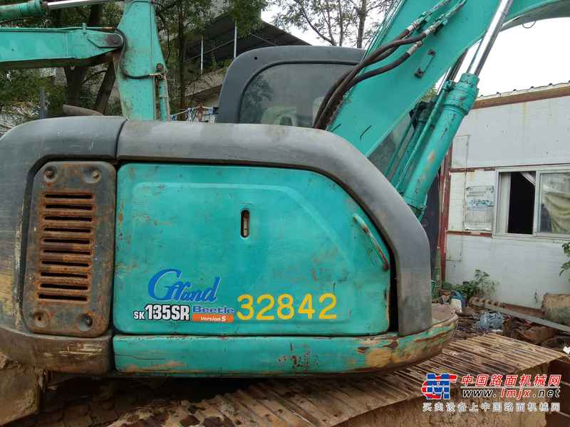 江西出售转让二手6746小时2006年神钢SK135SR挖掘机