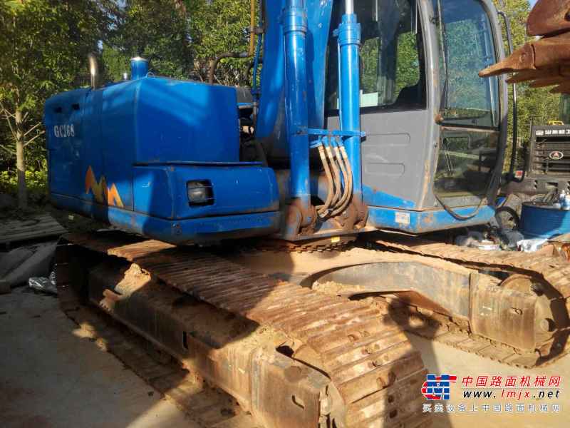 云南出售转让二手3500小时2015年山重建机GC138挖掘机