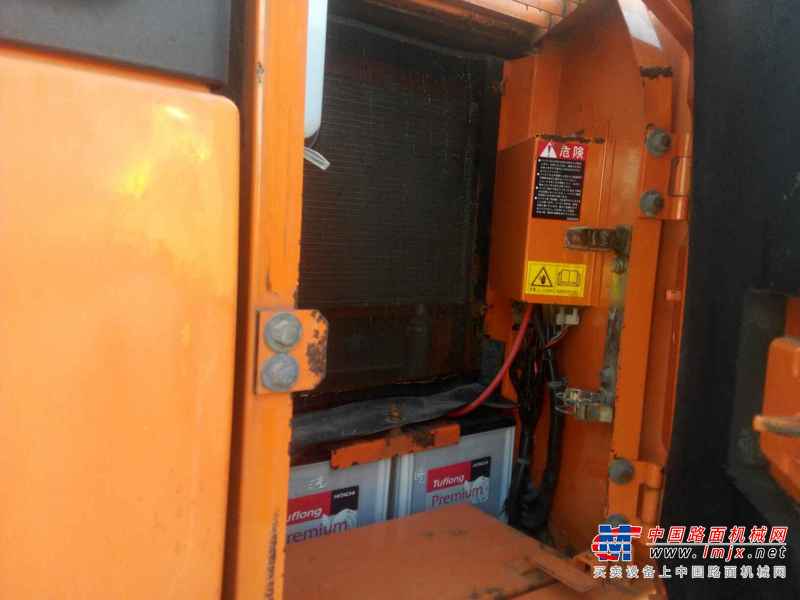 云南出售转让二手3500小时2014年日立ZX70挖掘机